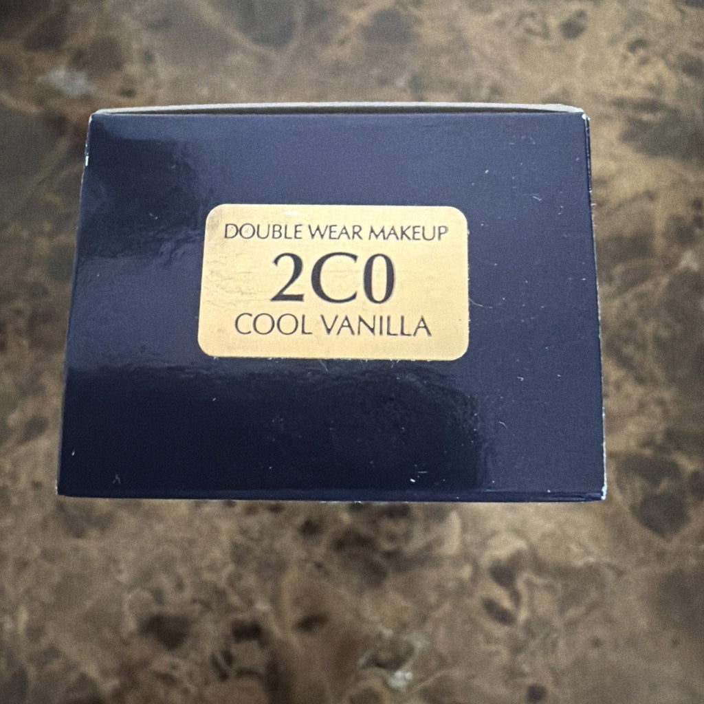 ESTĒE LAUDER Double Wear Stay-in-Place Foundation 2C0 Cool Vanilla- 1 0z